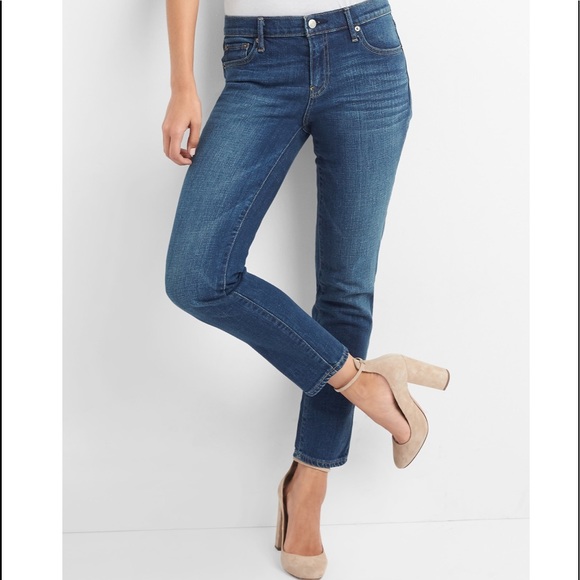 GAP Denim - ⬇️GAP 1969 Mid Rise Real Straight Jeans 29R